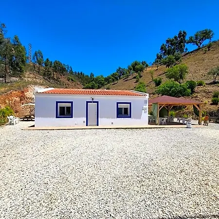Bed and breakfast Casa Rochinha 3*