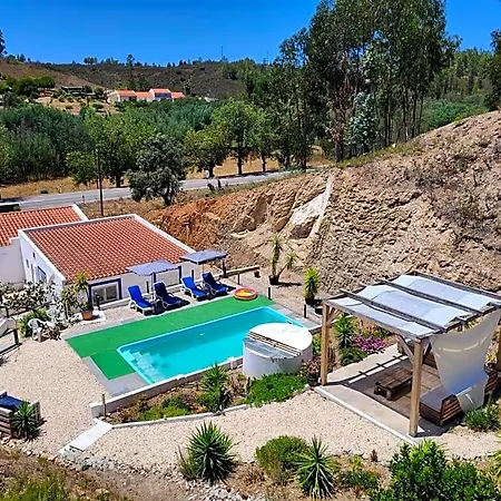 Bed and breakfast Casa Rochinha 3*
